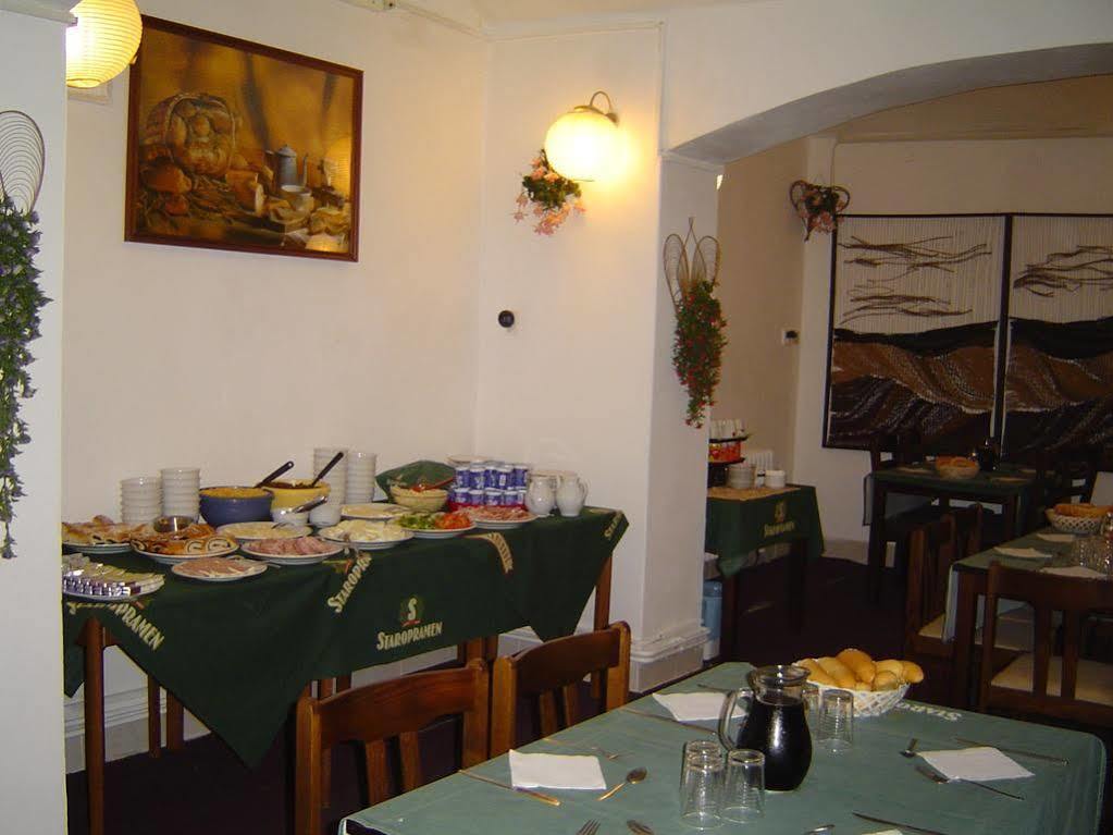Hotel U Sladku Прага Екстер'єр фото