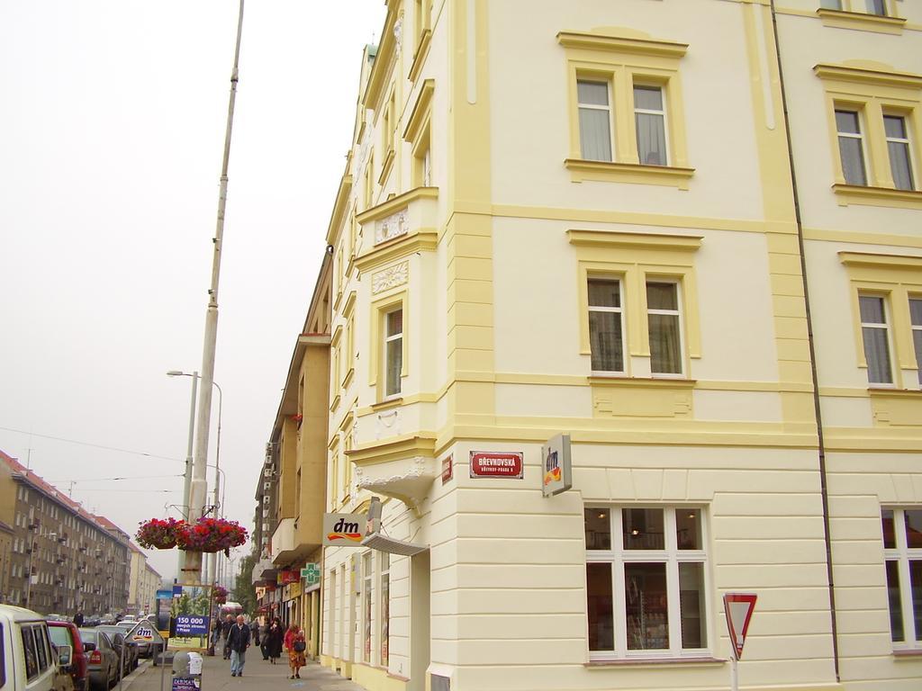 Hotel U Sladku Прага Екстер'єр фото