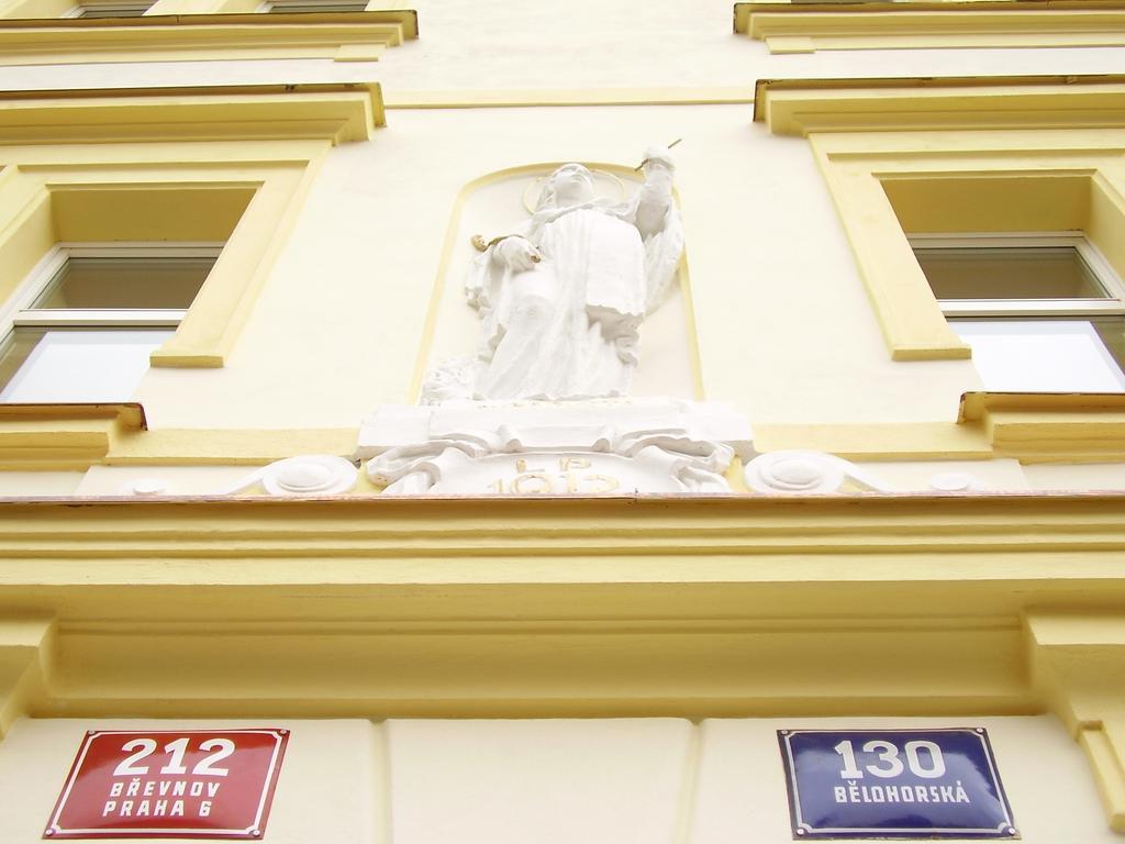 Hotel U Sladku Прага Екстер'єр фото